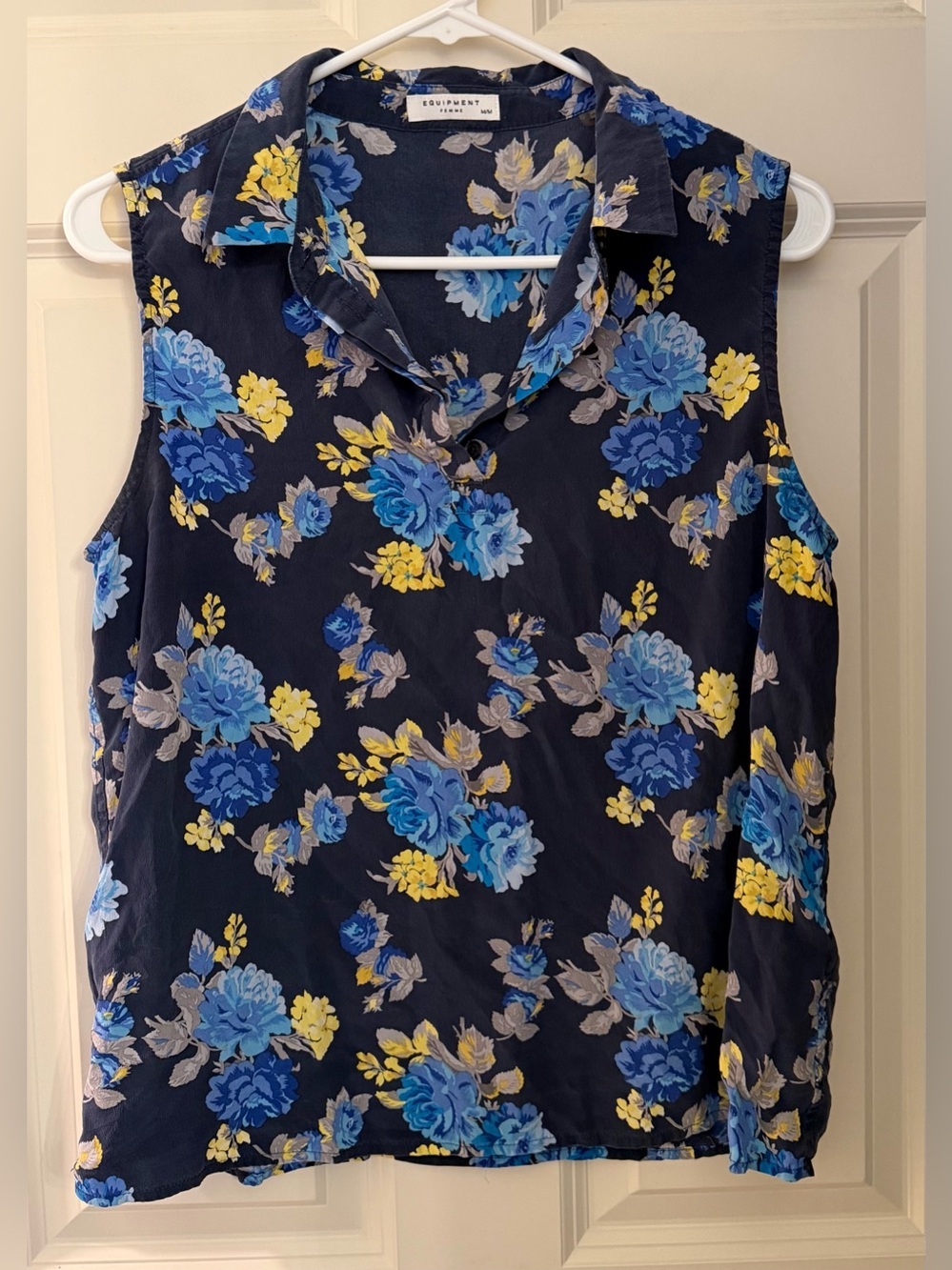 Equipment Silk Tank w/ Button Up Detail and Front Neck, Blue Floral, Medium
